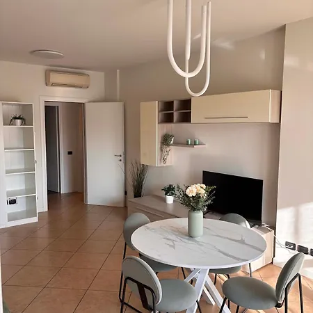 Parkview House A - Carozzi Апартаменты